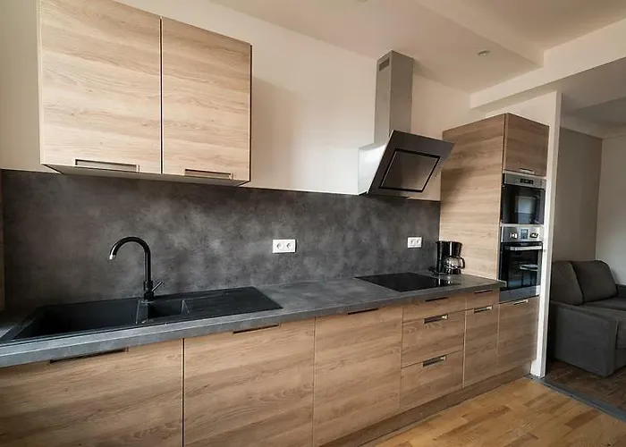 Les Historiques * Mirecourt